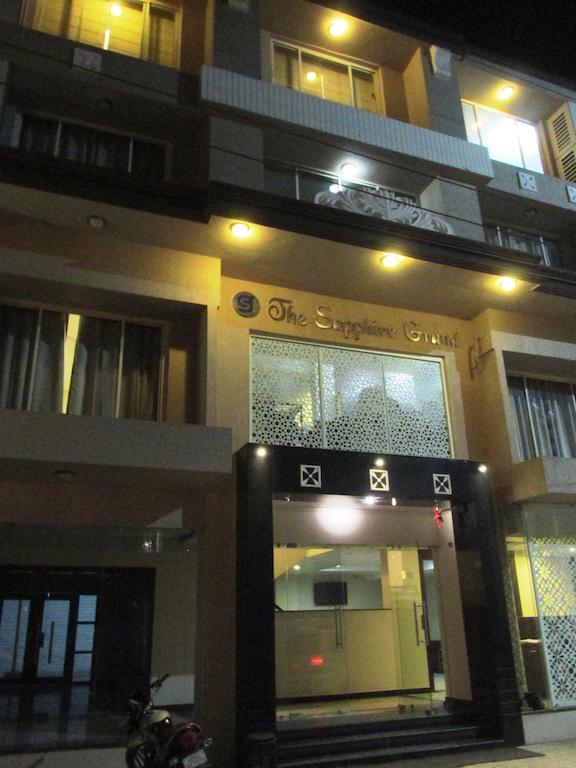The Sapphire Grand Hotel Varanasi Exterior photo
